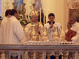 Celebrata La Messa Crismale In Cattedrale Diocesi Di Sulmona Valva